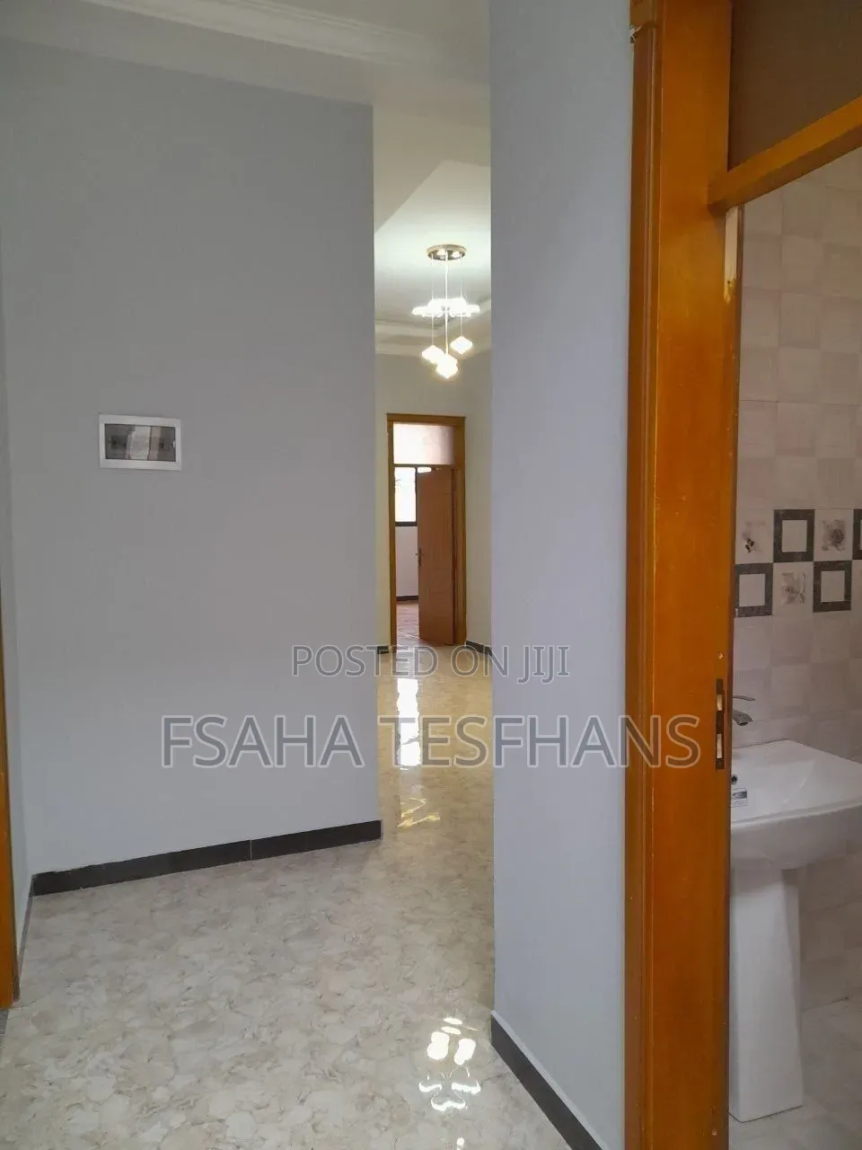 5bdrm House in Villa House, Yeka for rent
