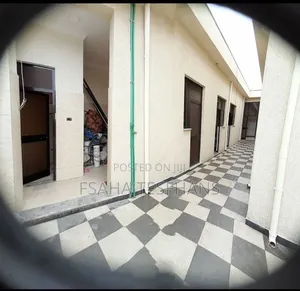 5bdrm House in Villa House, Yeka for rent