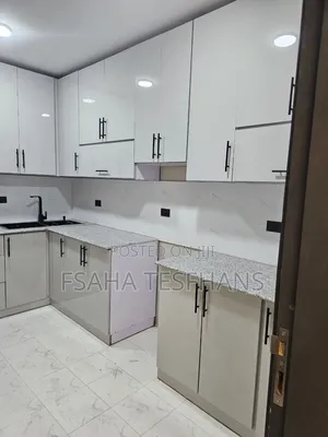 4bdrm House in Villa House, Bole for rent