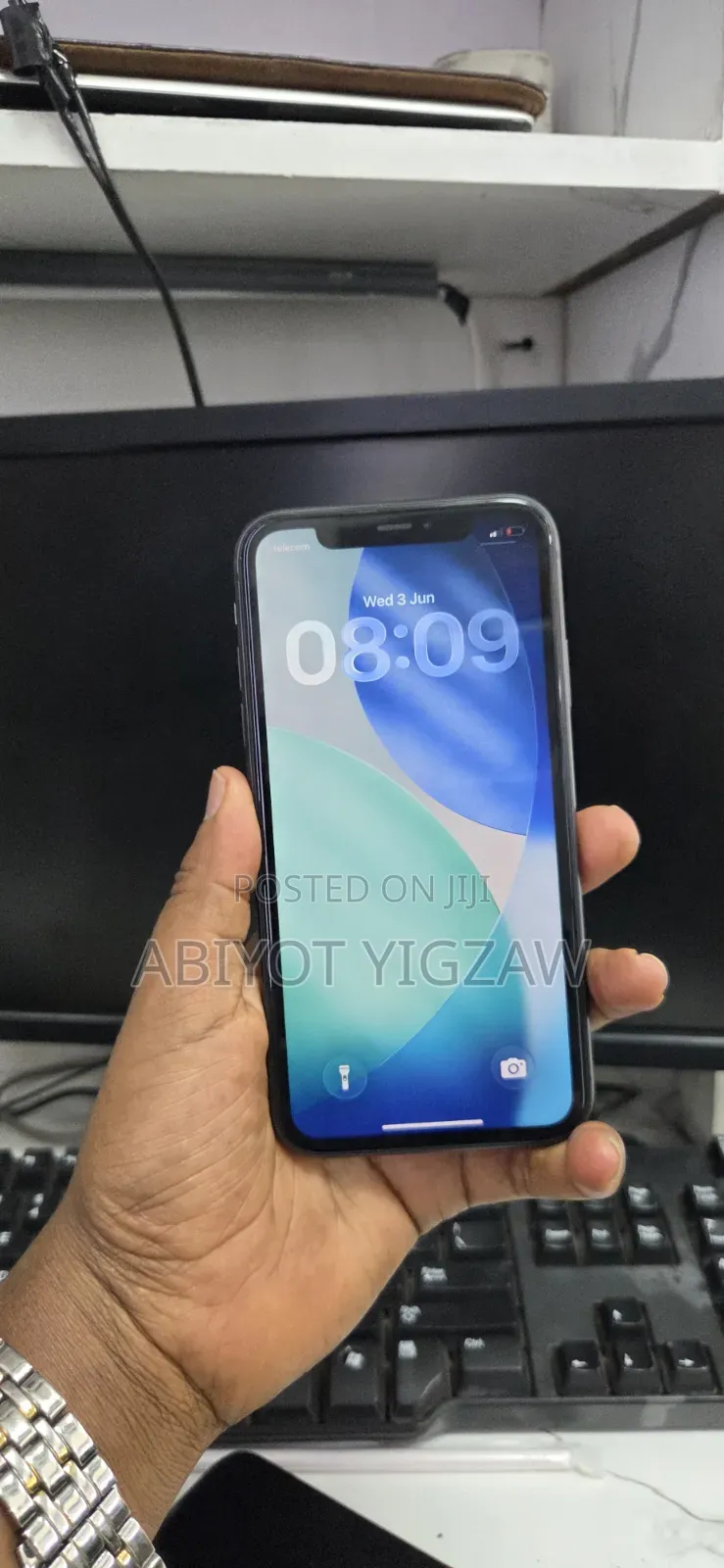 Apple iPhone 11 64 GB Black