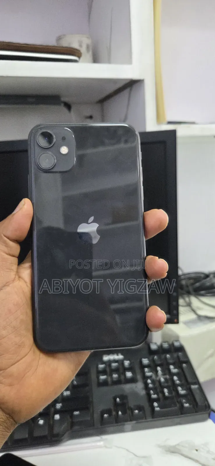 Apple iPhone 11 64 GB Black