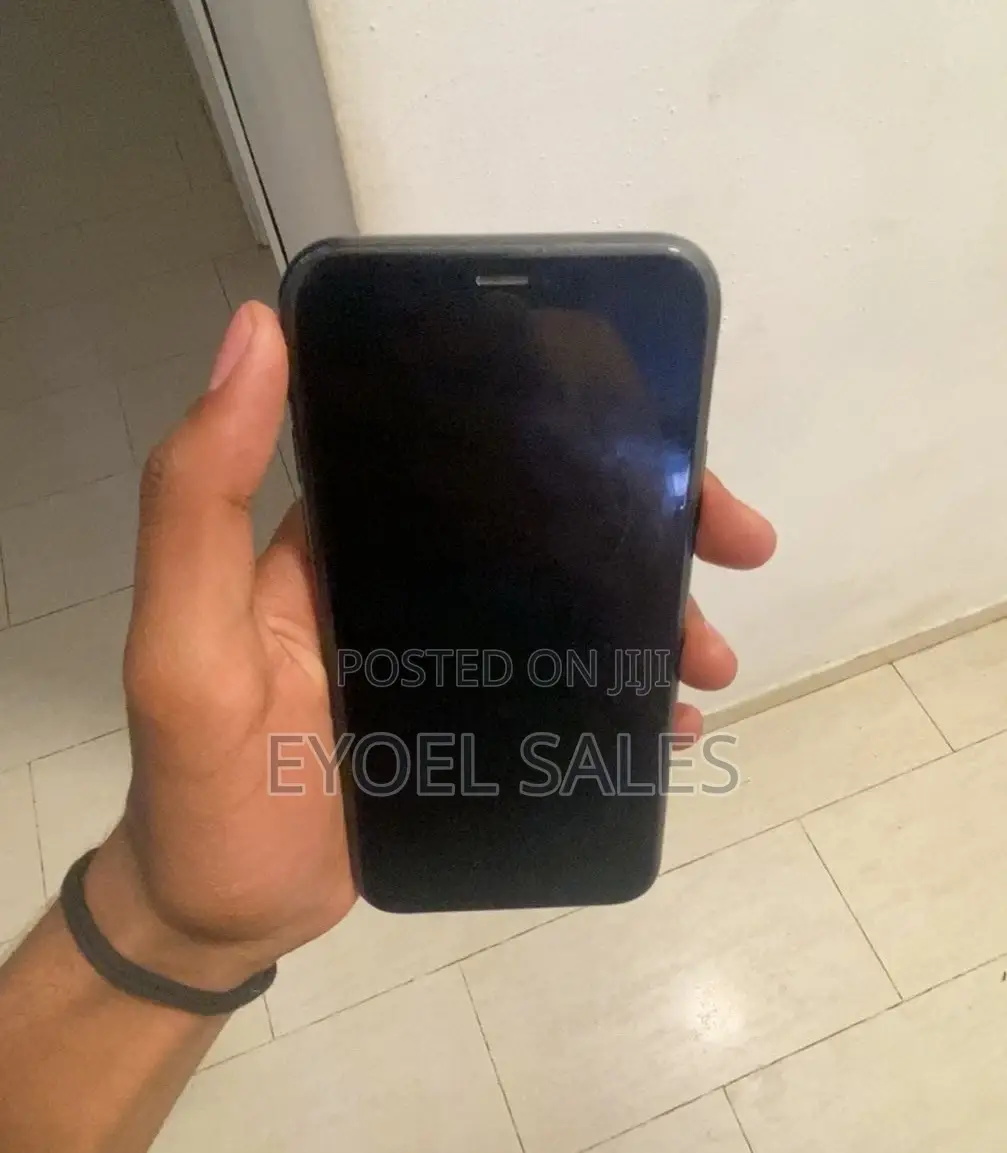 Apple iPhone XR 128 GB Black
