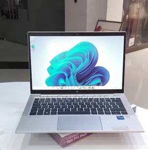 New Laptop HP EliteBook 830 G8 16GB Intel Core i5 SSD 512GB