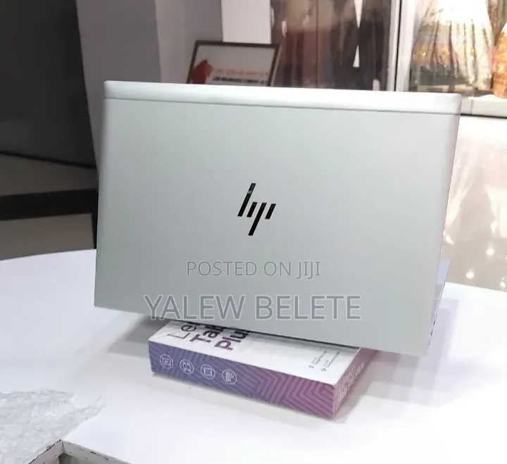 New Laptop HP EliteBook 830 G8 16GB Intel Core i5 SSD 512GB