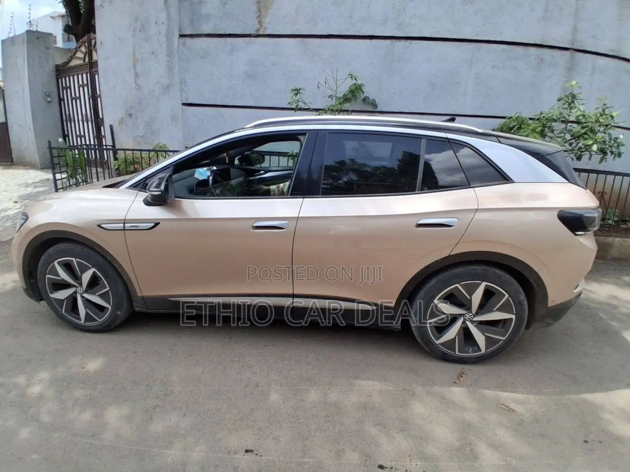 Volkswagen ID.4 2022 Gold