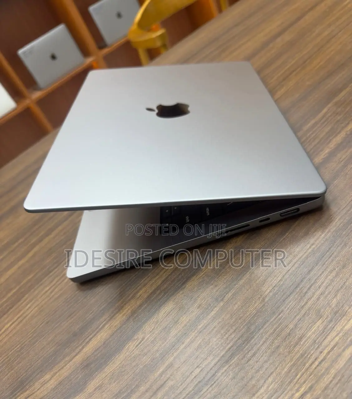 Laptop Apple MacBook 16GB Apple M1 Pro SSD 512GB