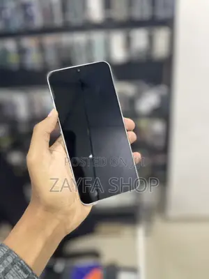 New Samsung Galaxy M17 5G 128 GB Purple