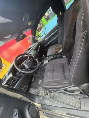 Toyota Hilux 2022 Gray