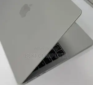 New Laptop Apple MacBook Air 2025 M4 16GB Apple M4 SSD 256GB