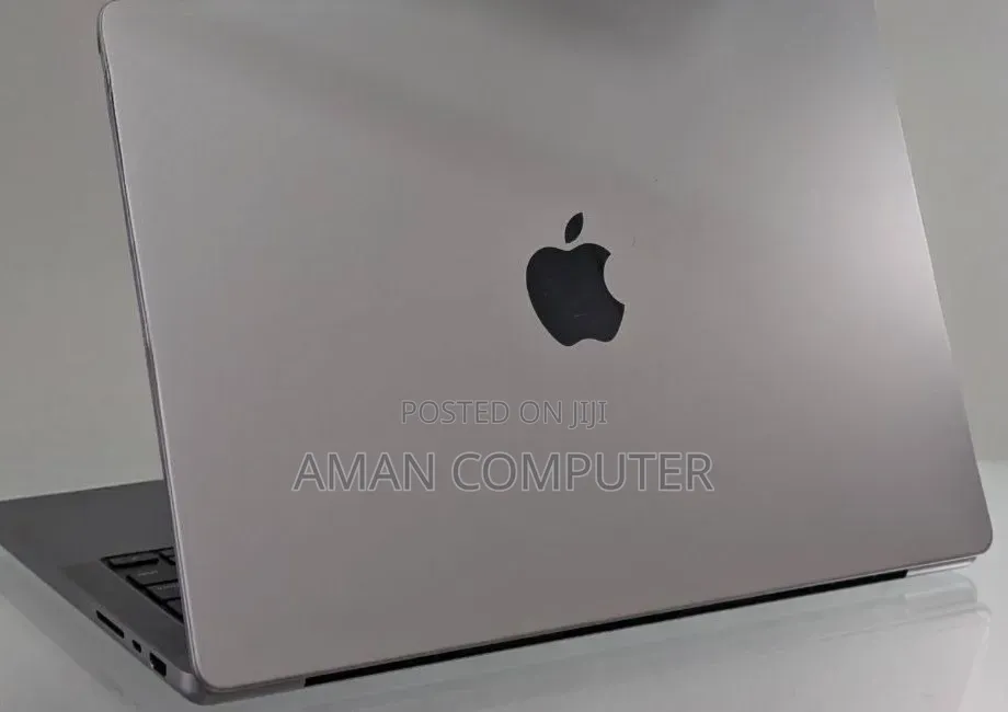 New Laptop Apple MacBook Pro 2020 M1 16GB Apple M1 SSD 512GB