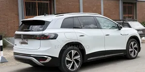 Volkswagen ID.6 2024 White