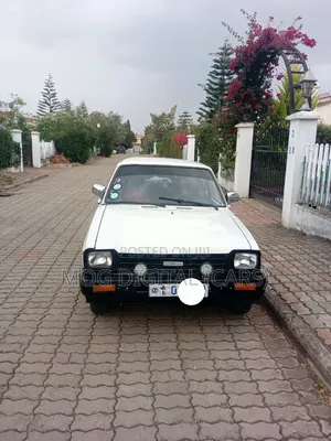 Toyota Corolla Hatchback 1985 White