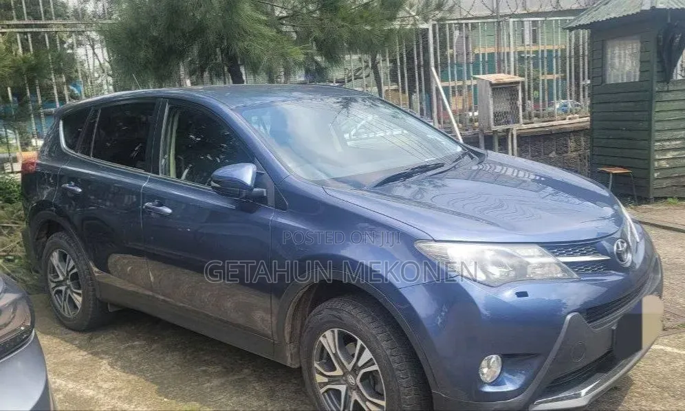 Toyota RAV4 2013 Blue