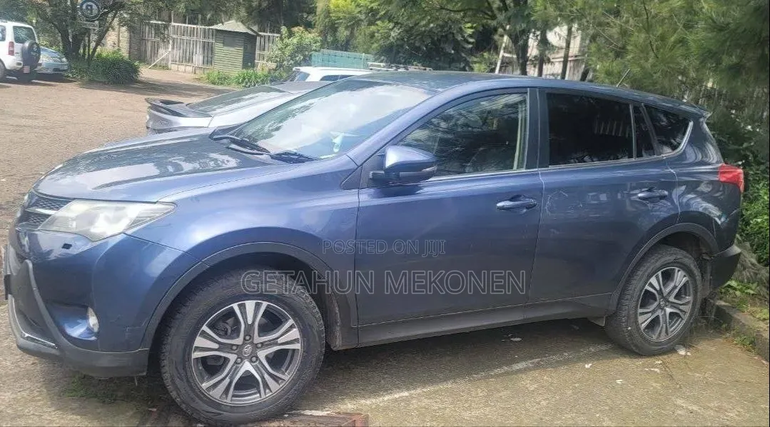 Toyota RAV4 2013 Blue