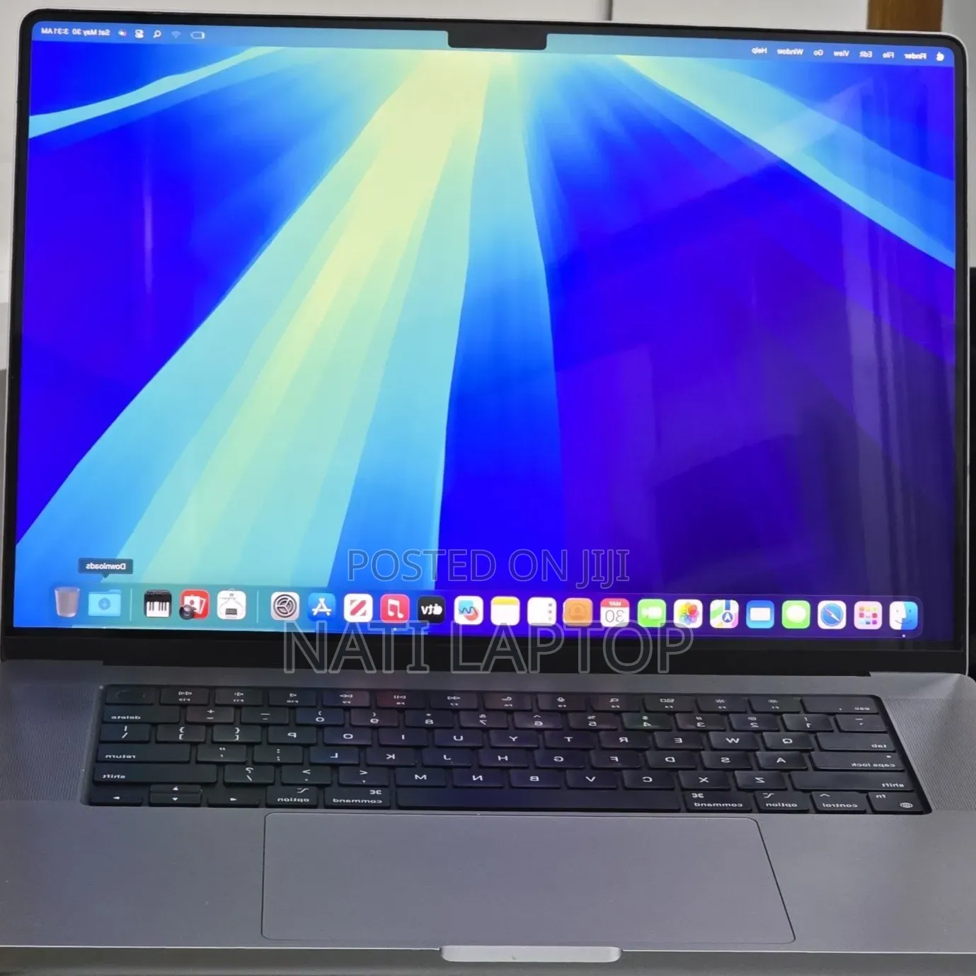 New Laptop Apple MacBook Pro 2020 M1 32GB Apple M1 Max SSD 1T