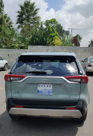 Toyota RAV4 2020 Teal