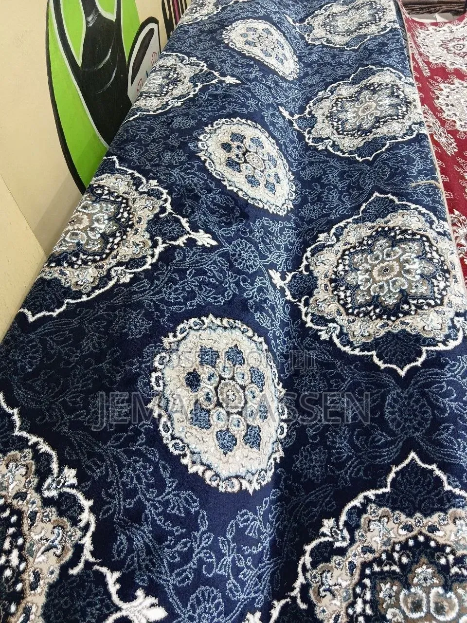 Luxury Thick Persian Style Carpet – New