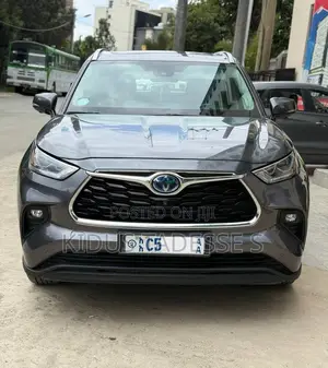 New Toyota Highlander Hybrid Limited 2024 Gray