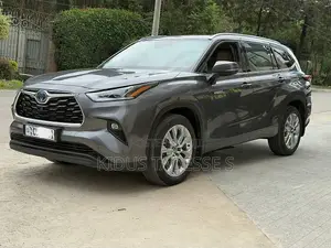 New Toyota Highlander Hybrid Limited 2024 Gray