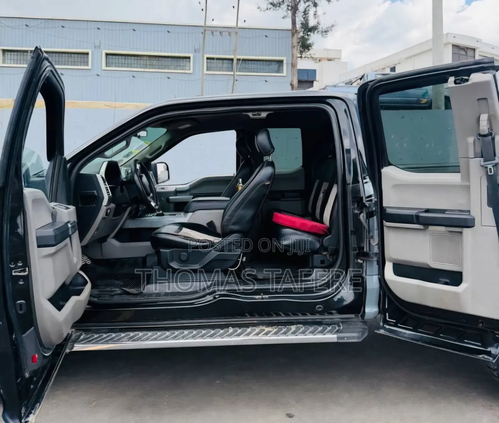Ford F-150 2020 Black