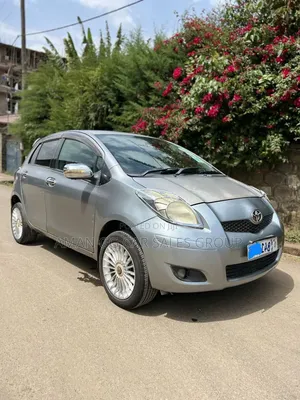 Toyota Yaris 2010 Teal