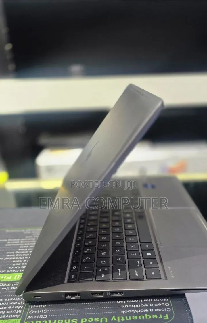 New Laptop HP ZBook 15 16GB Intel Core i7 SSD 512GB