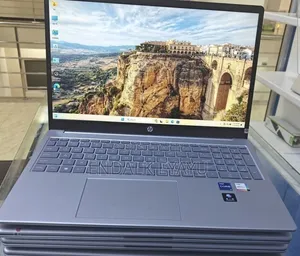 New Laptop HP 16GB Intel Core i5 SSD 1T