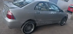 Toyota Corolla 1.4 VVT-i 2007 Gold