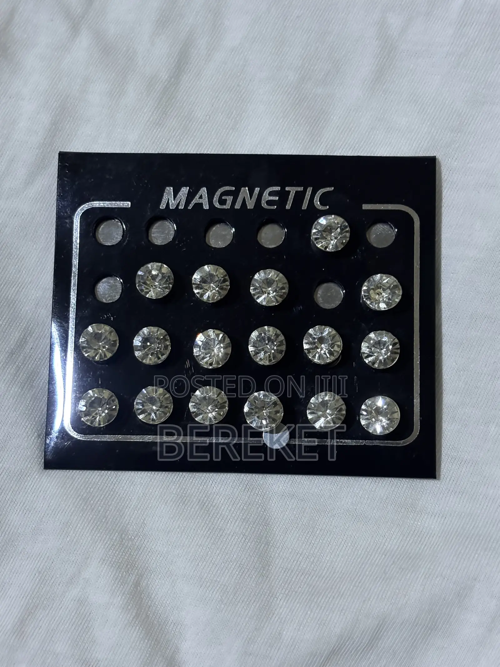 Magnetic Earrings Lotty ሎቲ የማግኔት ጆሮ ጌጥ