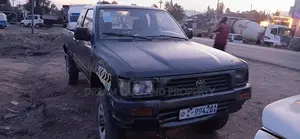 Toyota Hilux 1995 Black