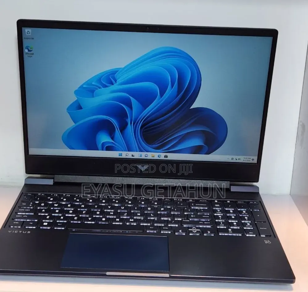 New Laptop HP Victus 15 24GB Intel Core i5 SSD 512GB