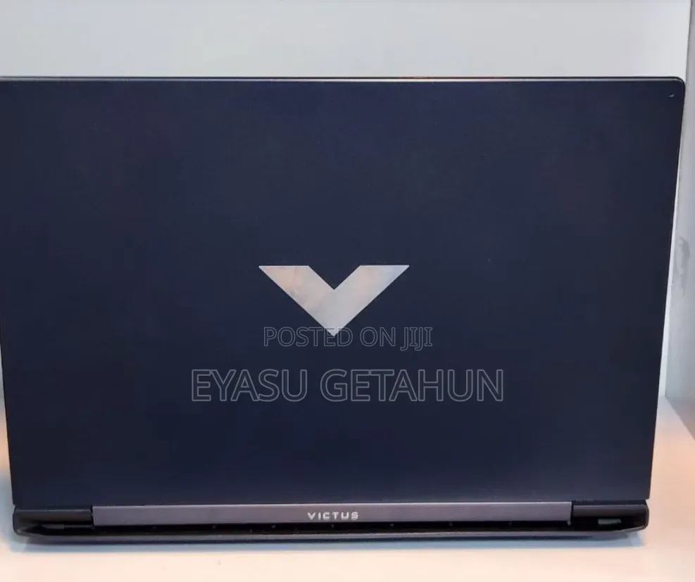 New Laptop HP Victus 15 24GB Intel Core i5 SSD 512GB