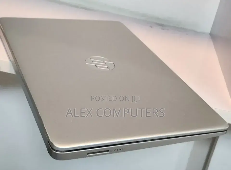 New Laptop HP Stream Notebook 4GB Intel Core 3 SSD 256GB