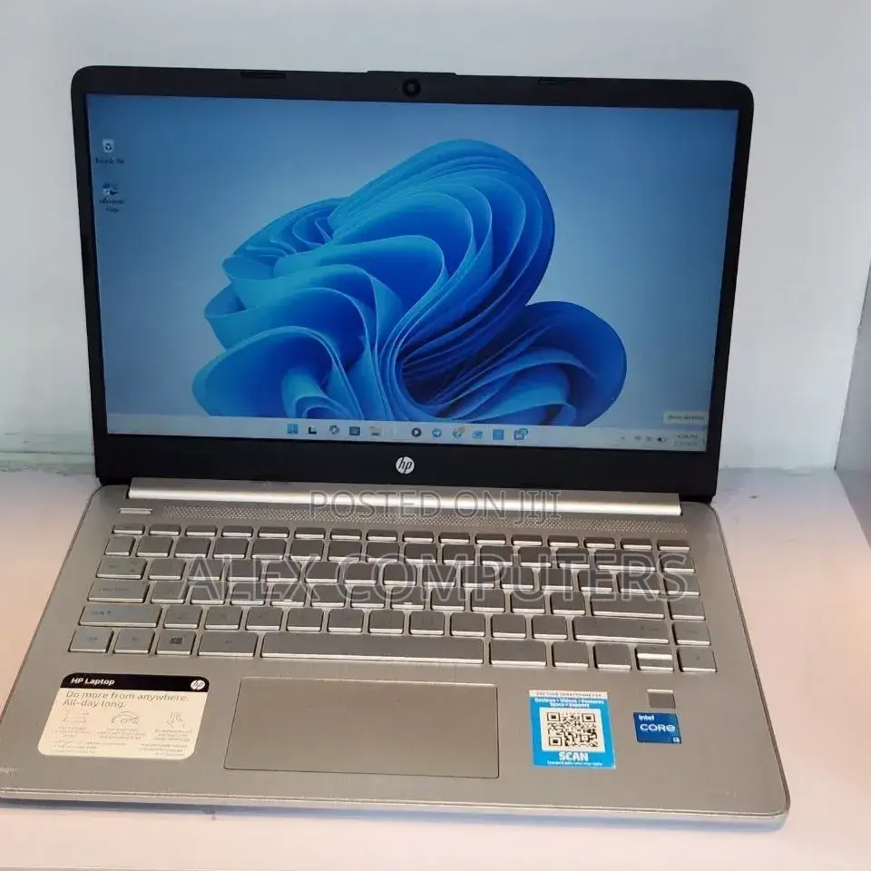 New Laptop HP Stream Notebook 4GB Intel Core 3 SSD 256GB