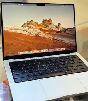 New Laptop Apple MacBook Pro 2021 M1 16GB Apple M1 SSD 512GB