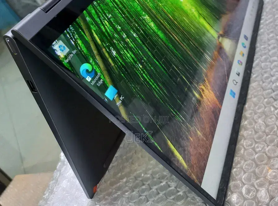 New Laptop Lenovo Yoga 7 15ITL5 16GB AMD Ryzen 7 SSD 512GB