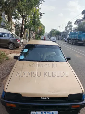Toyota Corolla 1984 Gold