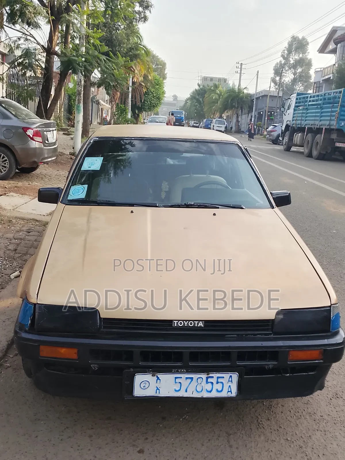 Toyota Corolla 1984 Gold