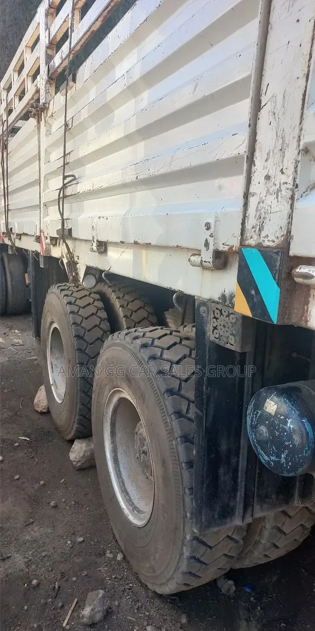 Iveco Balatoli. Kena Tesabi
