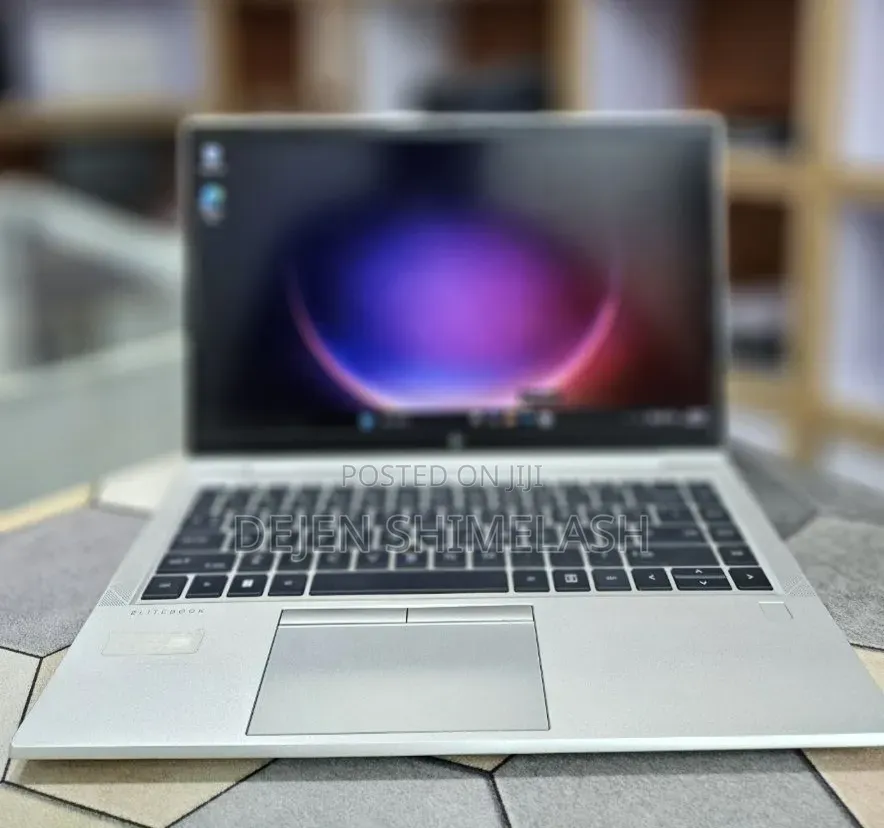 New Laptop HP EliteBook 840 G8 16GB AMD Ryzen 5 SSD 512GB