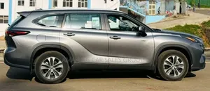 Toyota Highlander 2025 Gray