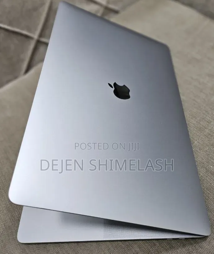 New Laptop Apple MacBook Pro 2019 16GB Intel Core i9 SSD 1T