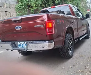 Ford F-150 2015 Red