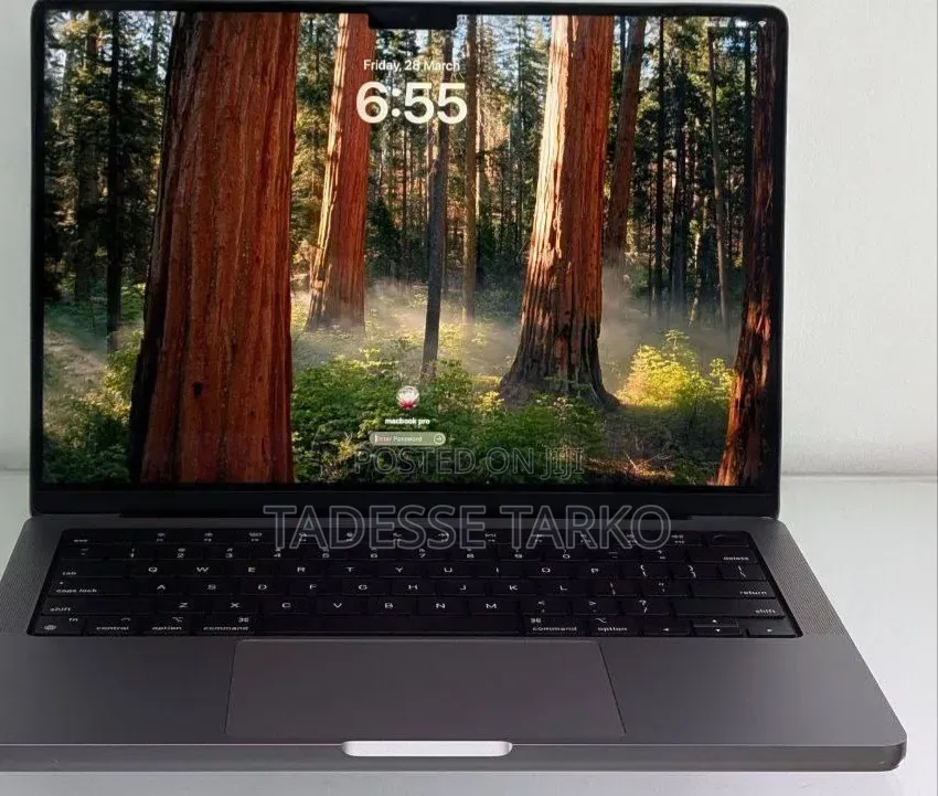 New Laptop Apple MacBook Pro 2021 M1 16GB Apple M1 Pro SSD 512GB