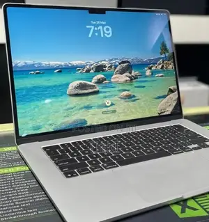 New Laptop Apple MacBook Air 2025 M4 24GB Apple M4 SSD 512GB