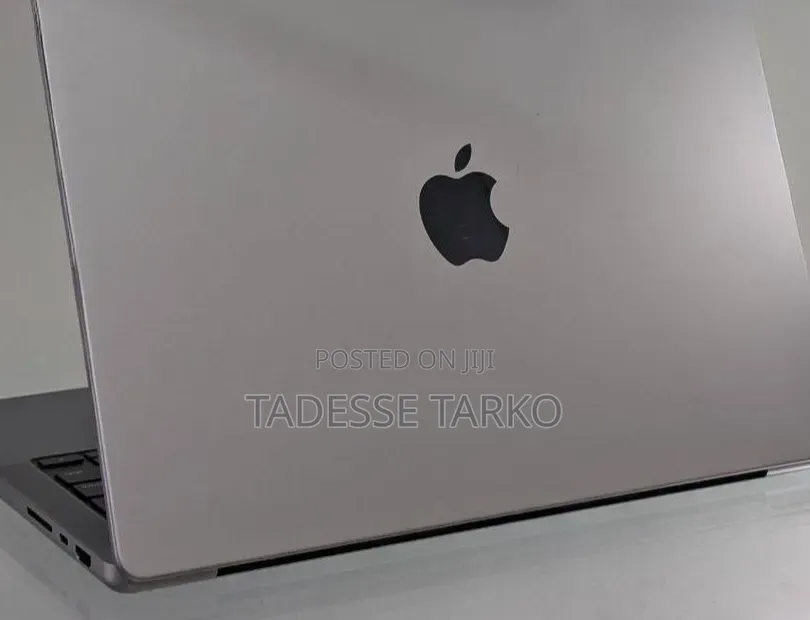 New Laptop Apple MacBook Pro 2021 M1 16GB Apple M1 Pro SSD 512GB
