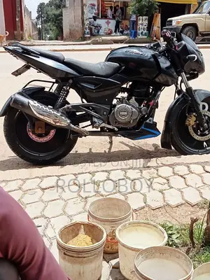 Bajaj Pulsar 180 2018 Black
