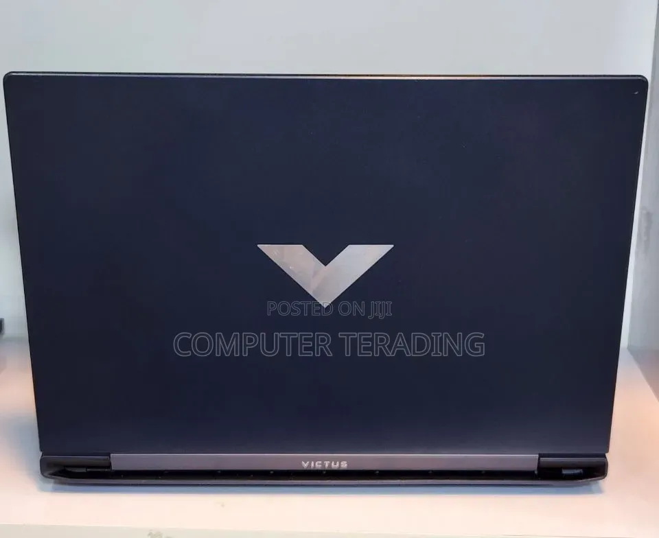 New Laptop HP Victus 15 24GB Intel Core i5 SSD 512GB