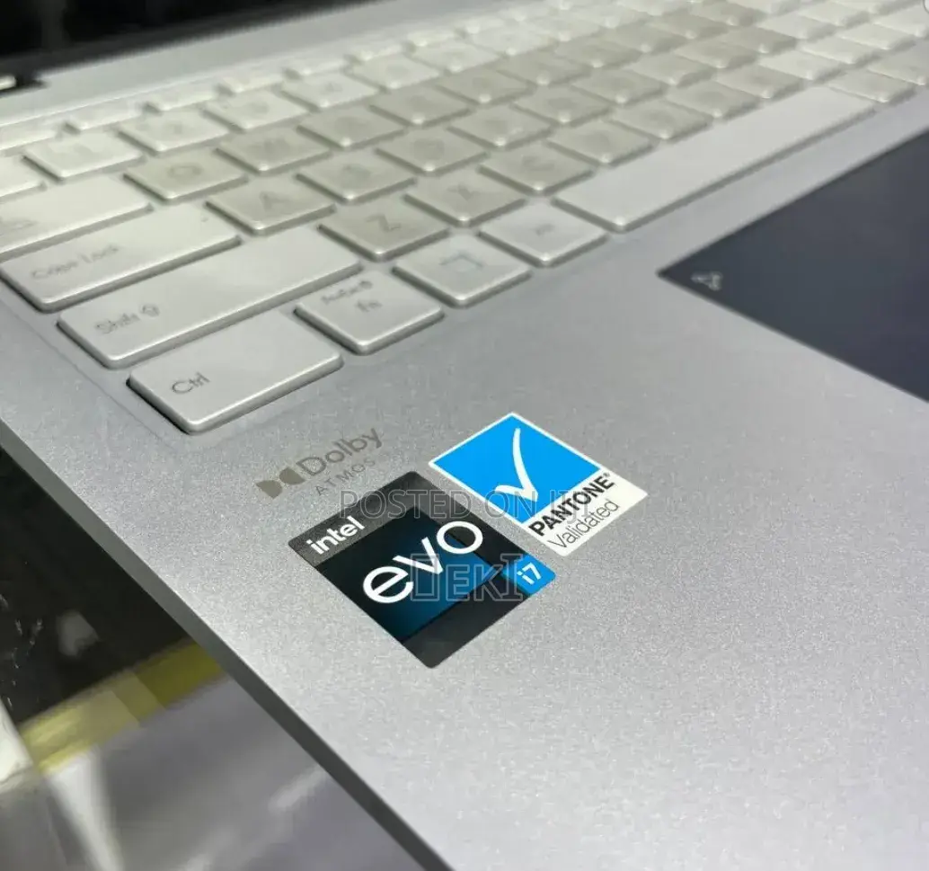 New Laptop Asus Zenbook 14 UX434 16GB Intel Core i7 SSD 512GB