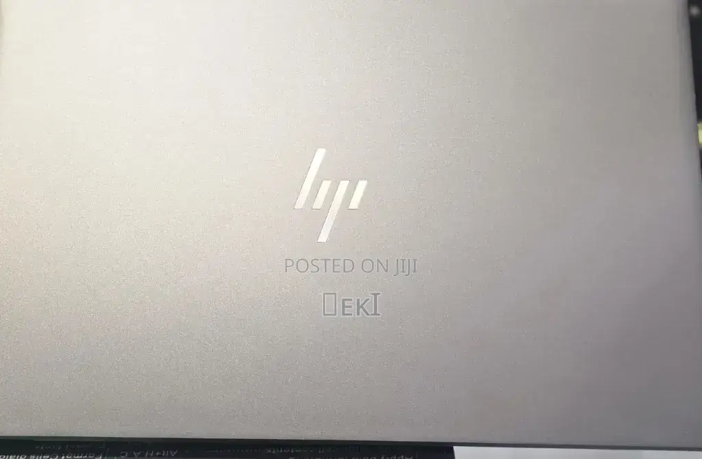 New Laptop HP ZBook Firefly 16 G10 16GB Intel Core i7 SSD 512GB